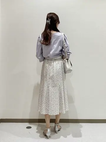 ANY SIS みぃ コーディネート画像