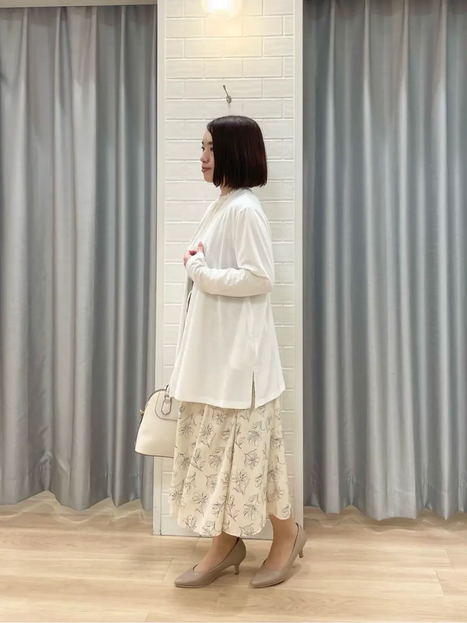 ANY SIS 丸岡 コーディネート画像