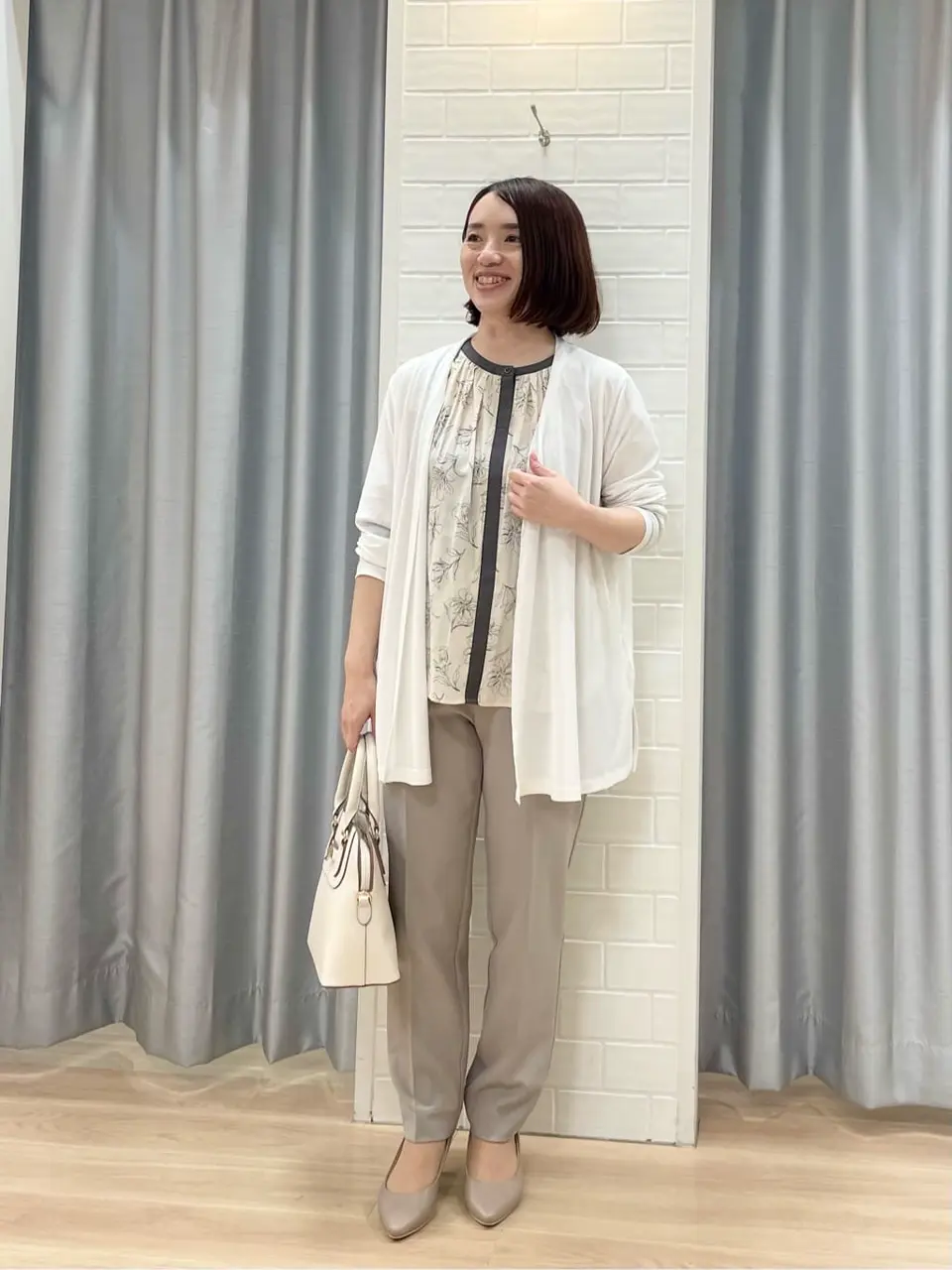 ANY SIS 丸岡 コーディネート画像