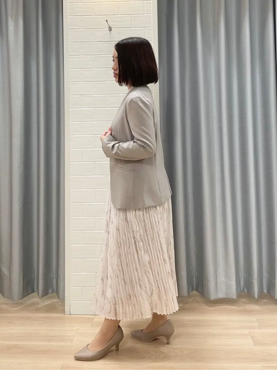 ANY SIS 丸岡 コーディネート画像