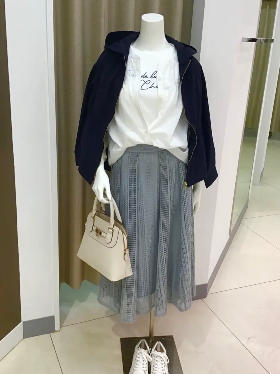 ANY SIS 本田 コーディネート画像