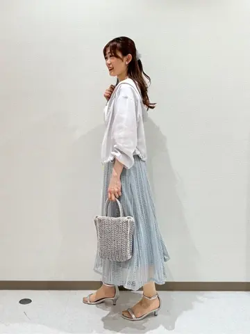 ANY SIS みぃ コーディネート画像