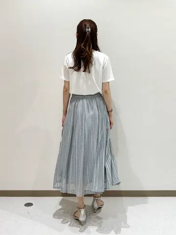 ANY SIS みぃ コーディネート画像