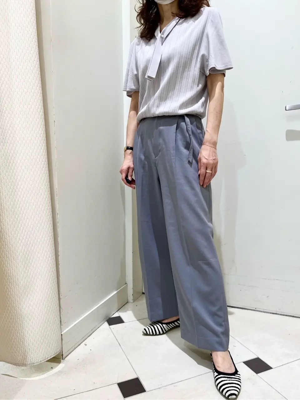 ANY SIS スタッフ コーディネート画像