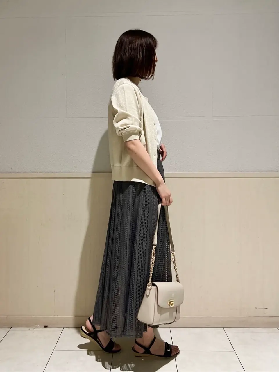 ANY SIS 村上 コーディネート画像