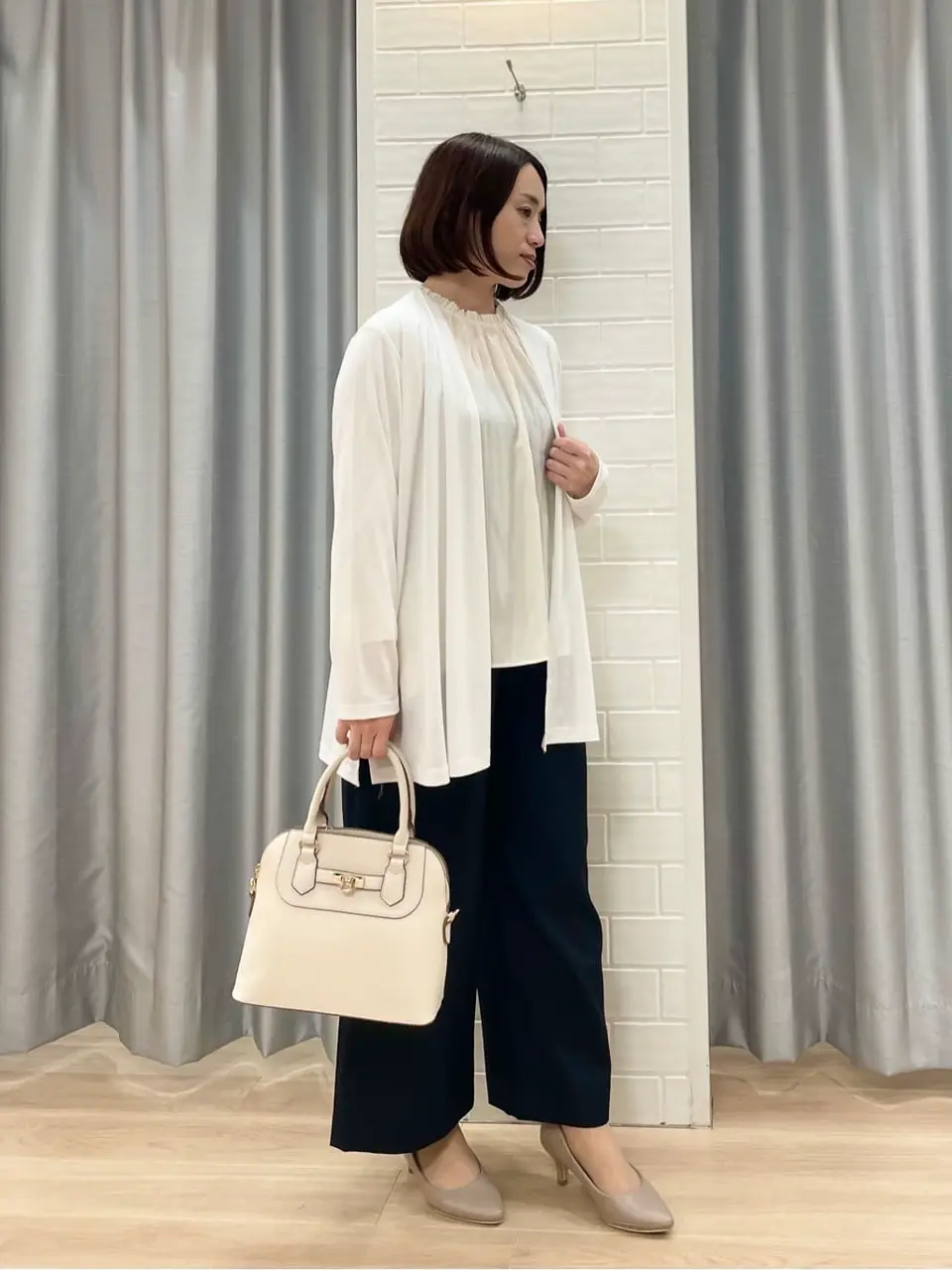 ANY SIS 丸岡 コーディネート画像