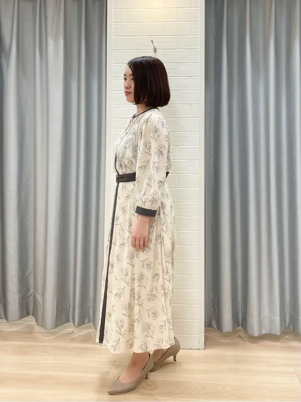 ANY SIS 丸岡 コーディネート画像