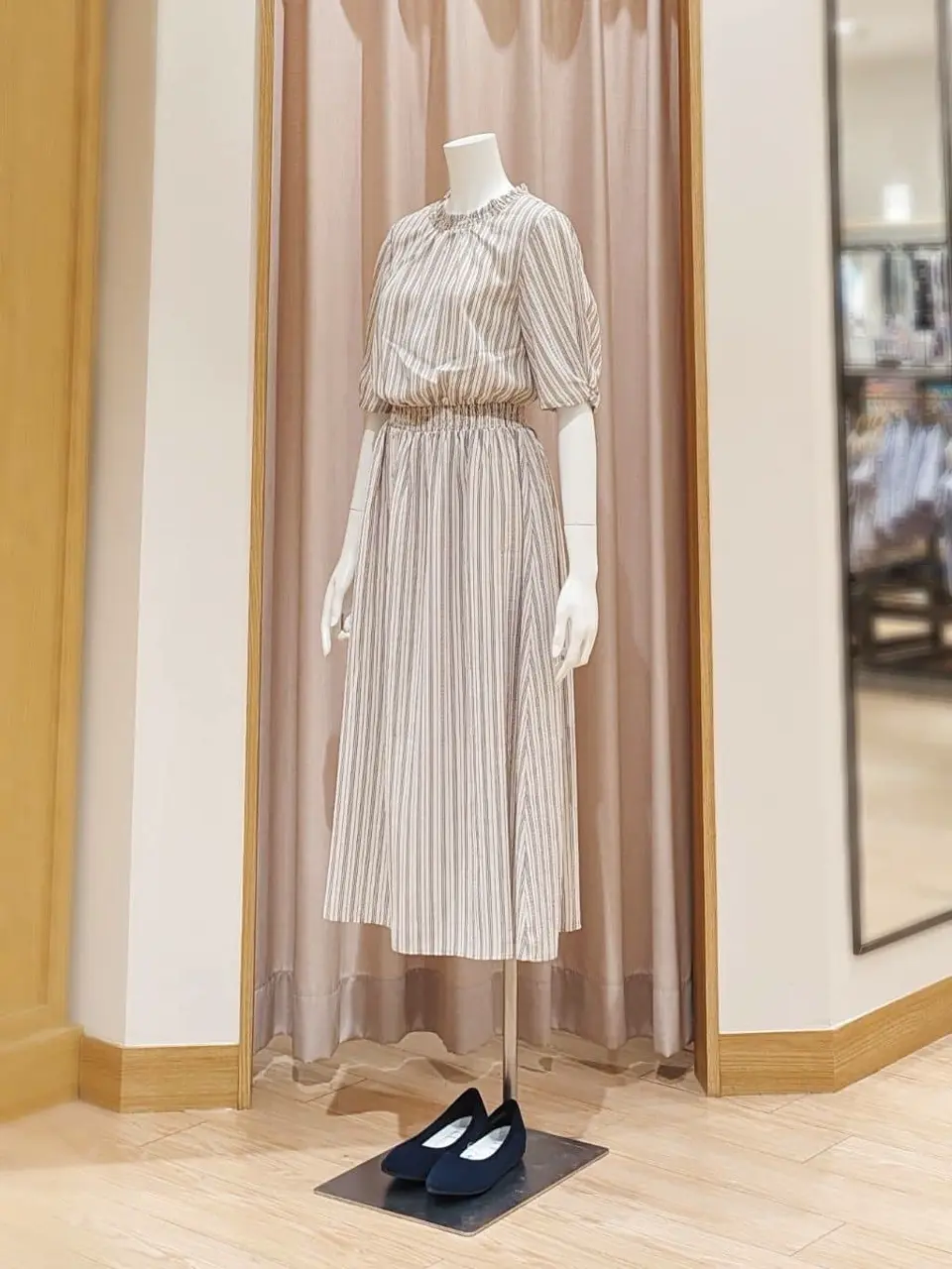 ANY SIS 岩田 コーディネート画像