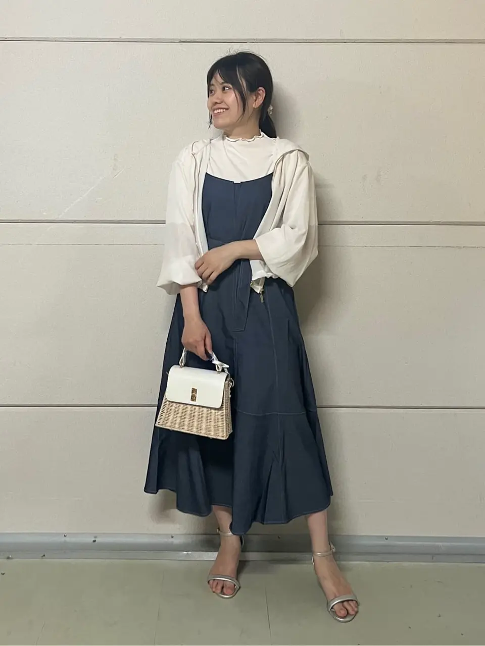 ANY SIS 浅倉 コーディネート画像