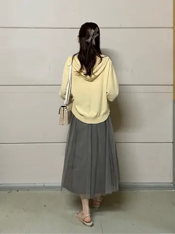 ANY SIS みぃ コーディネート画像