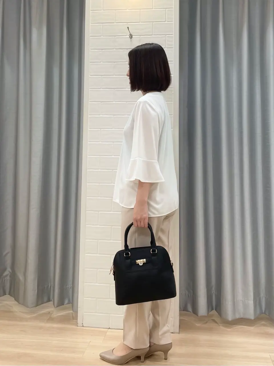 ANY SIS 丸岡 コーディネート画像