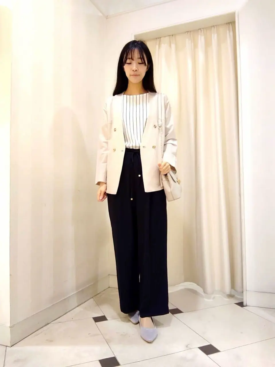 ANY SIS スタッフ コーディネート画像