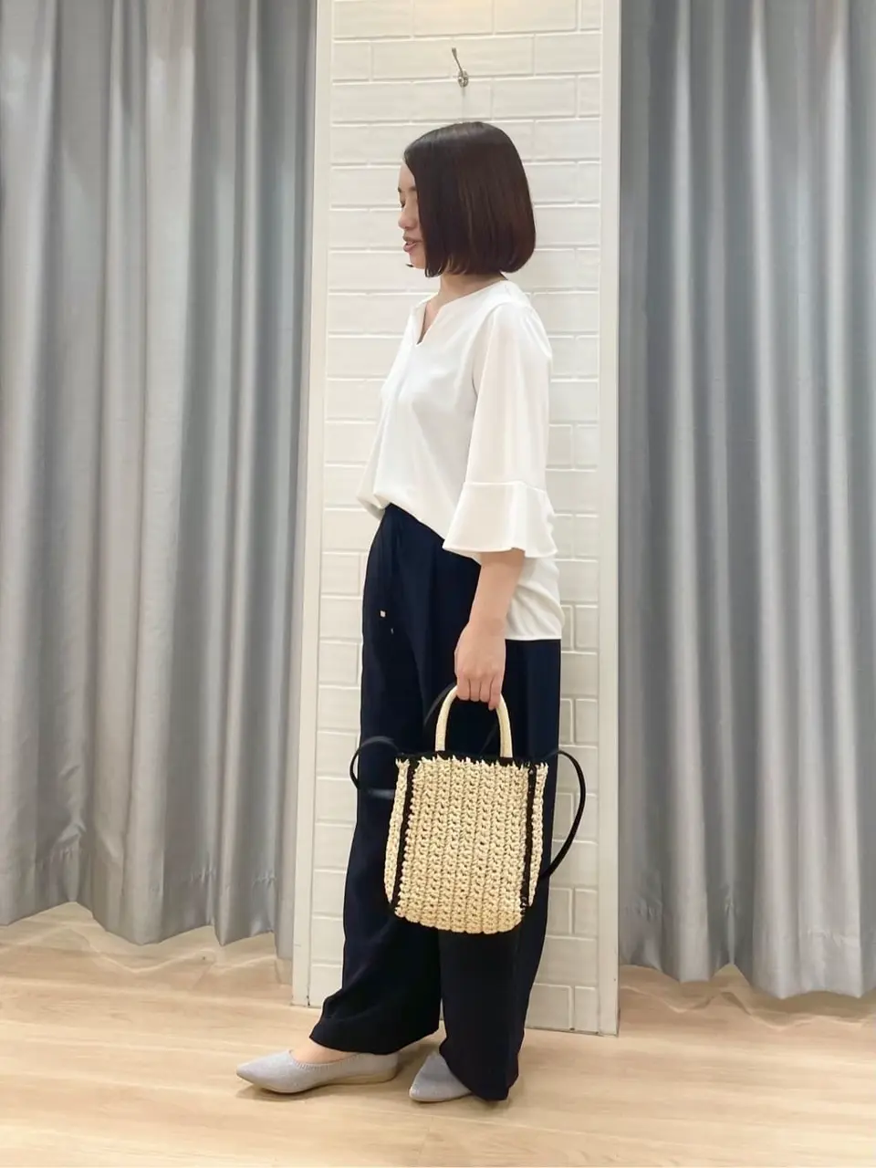 ANY SIS 丸岡 コーディネート画像