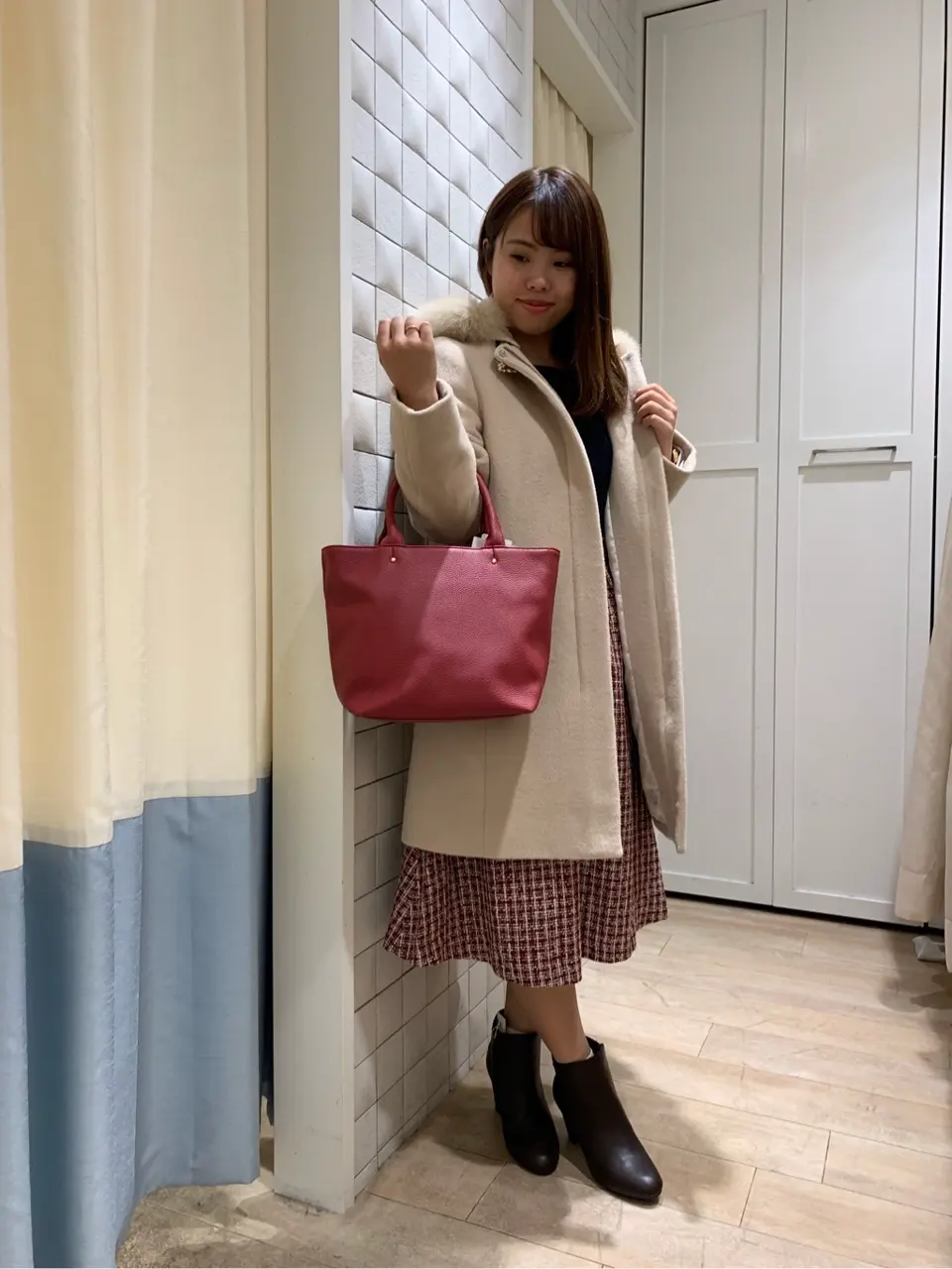 ANY SIS スタッフ コーディネート画像