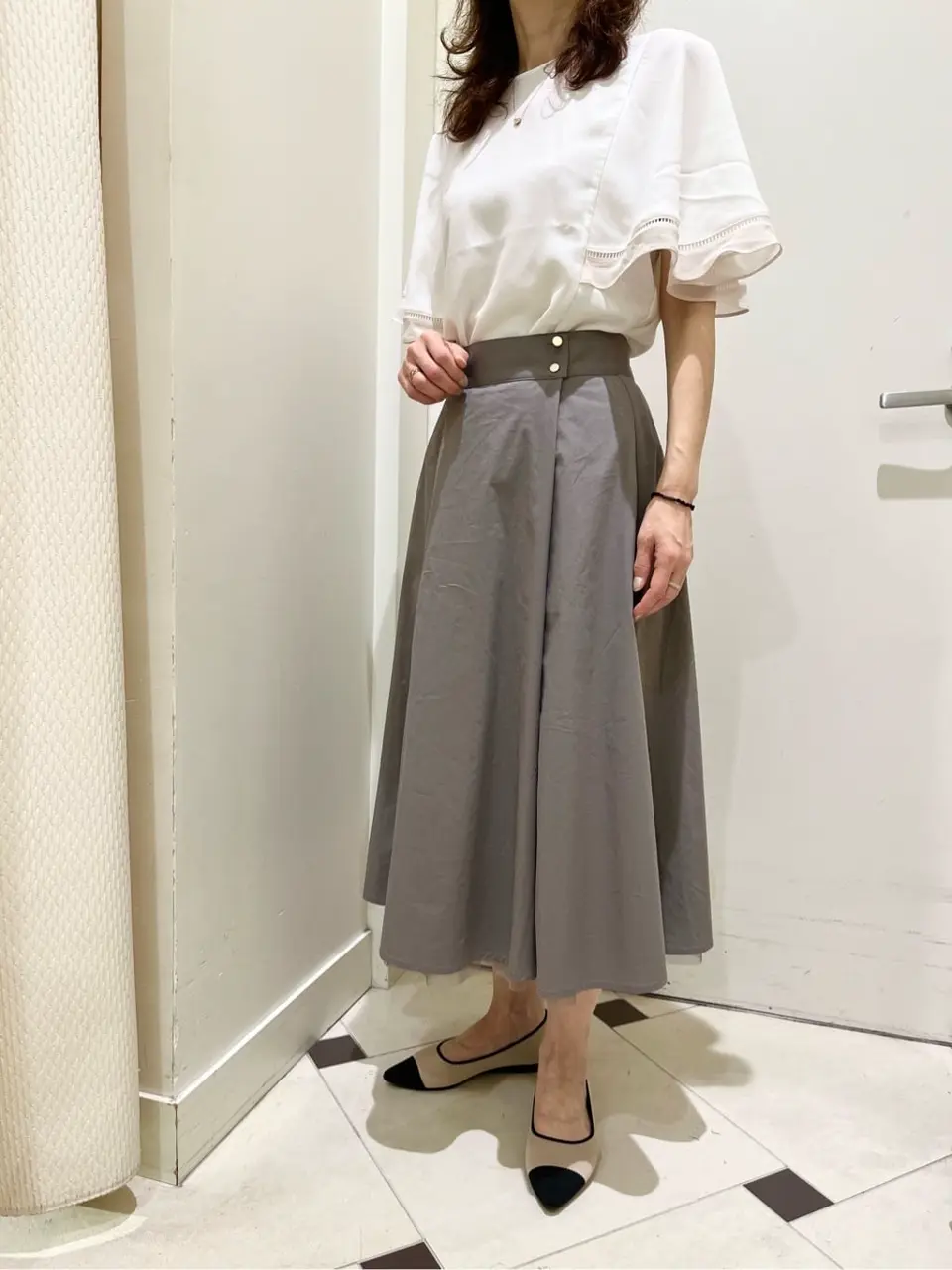 ANY SIS スタッフ コーディネート画像