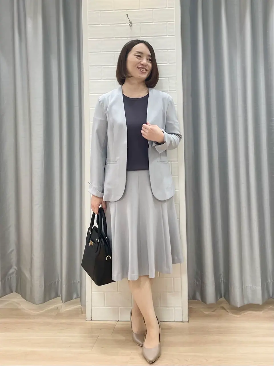 ANY SIS 丸岡 コーディネート画像