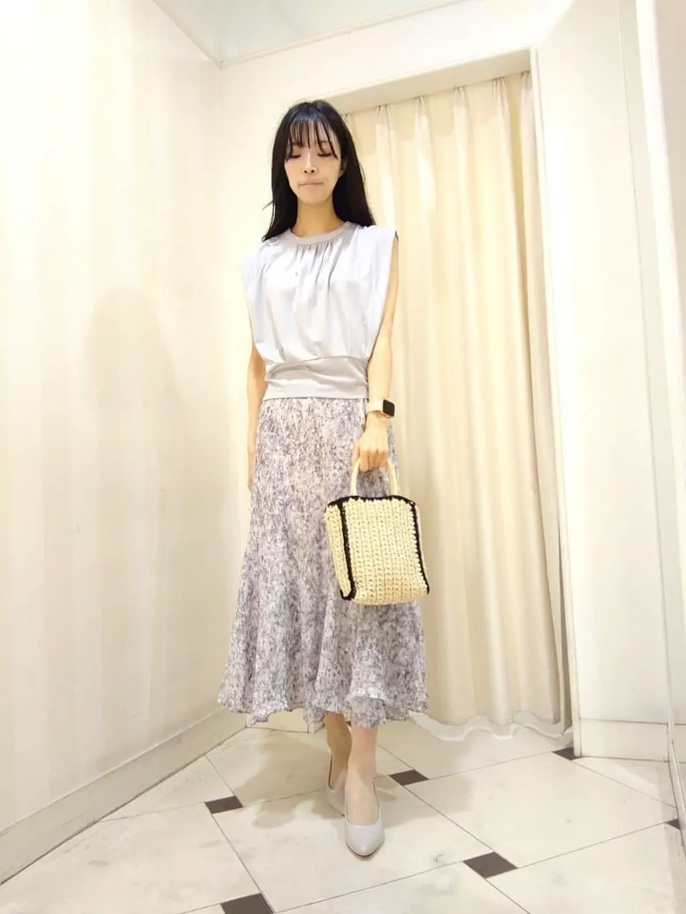 ANY SIS スタッフ コーディネート画像