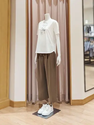 ANY SIS 岩田 コーディネート画像