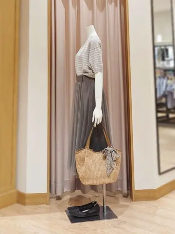 ANY SIS 岩田 コーディネート画像