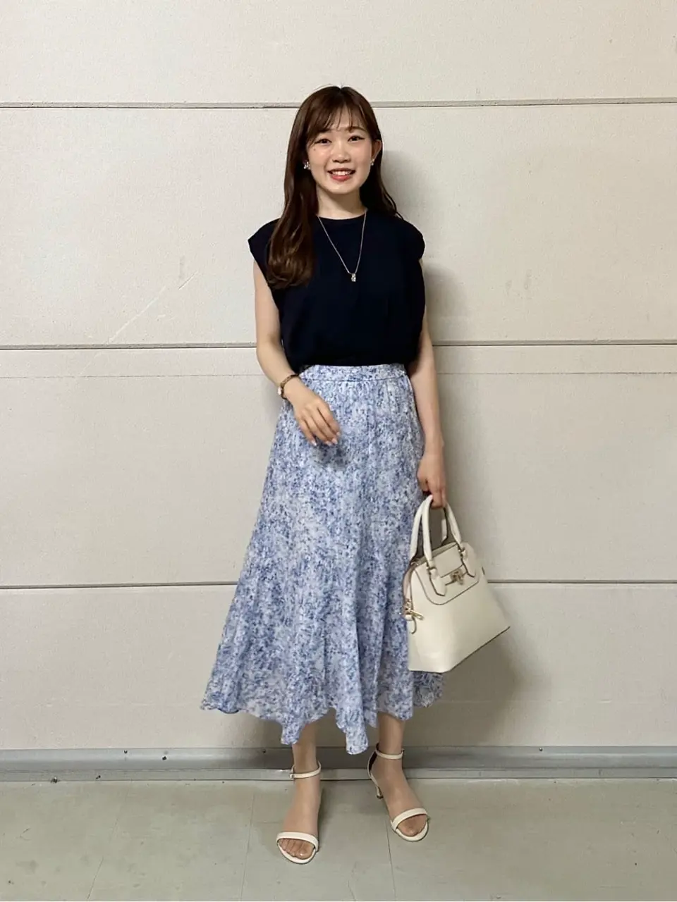 ANY SIS みぃ コーディネート画像