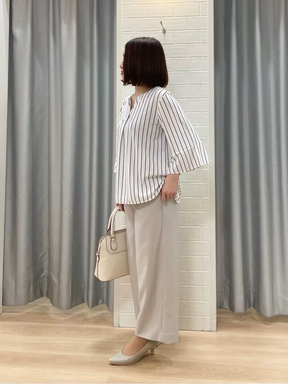 ANY SIS 丸岡 コーディネート画像