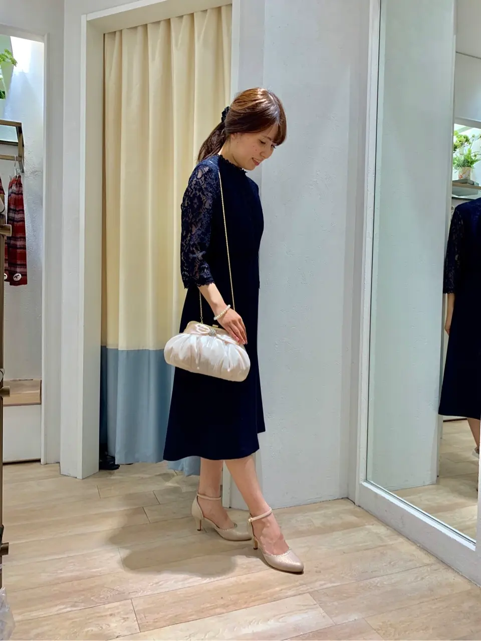 ANY SIS スタッフ コーディネート画像