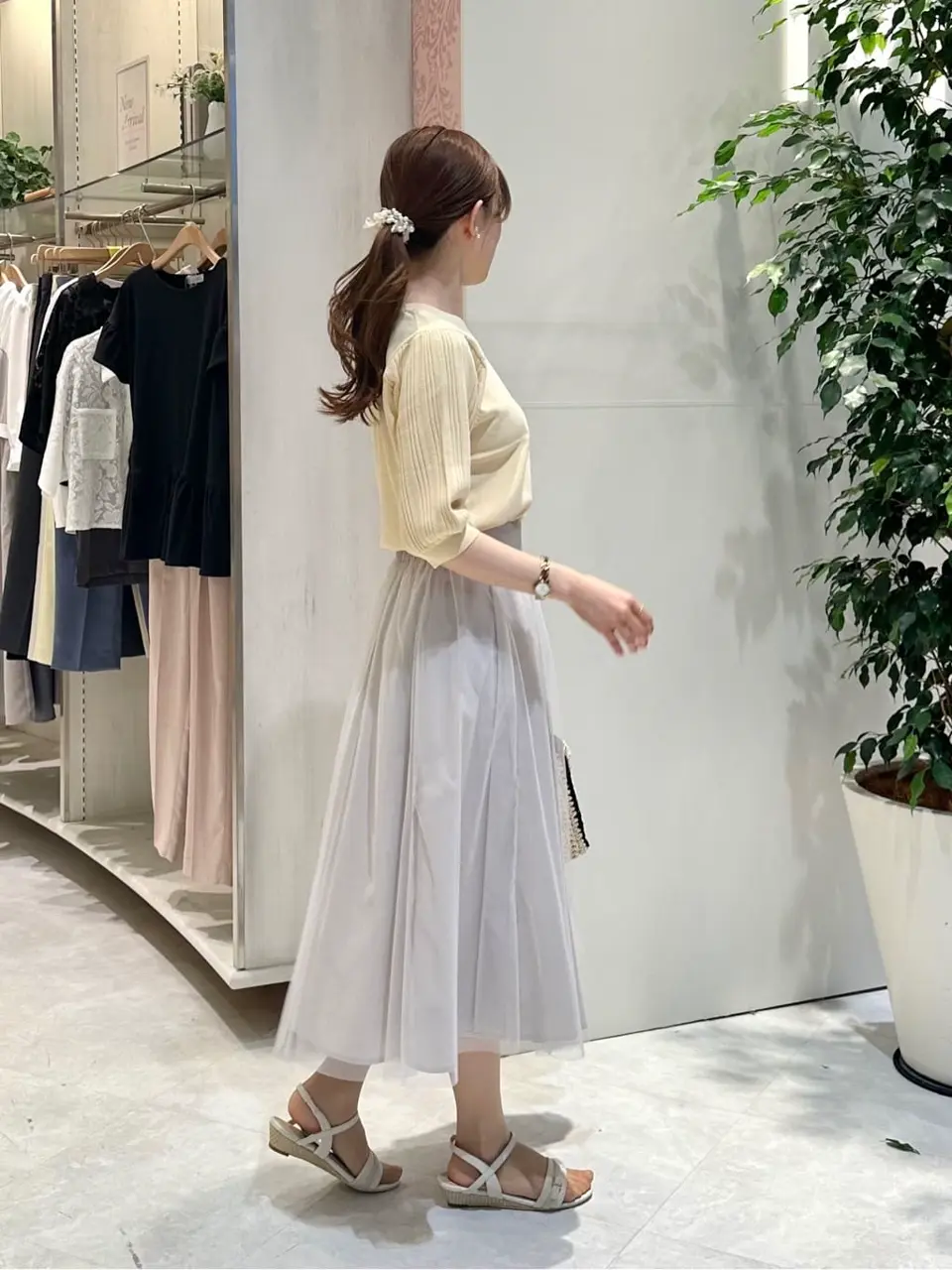 ANY SIS みぃ コーディネート画像