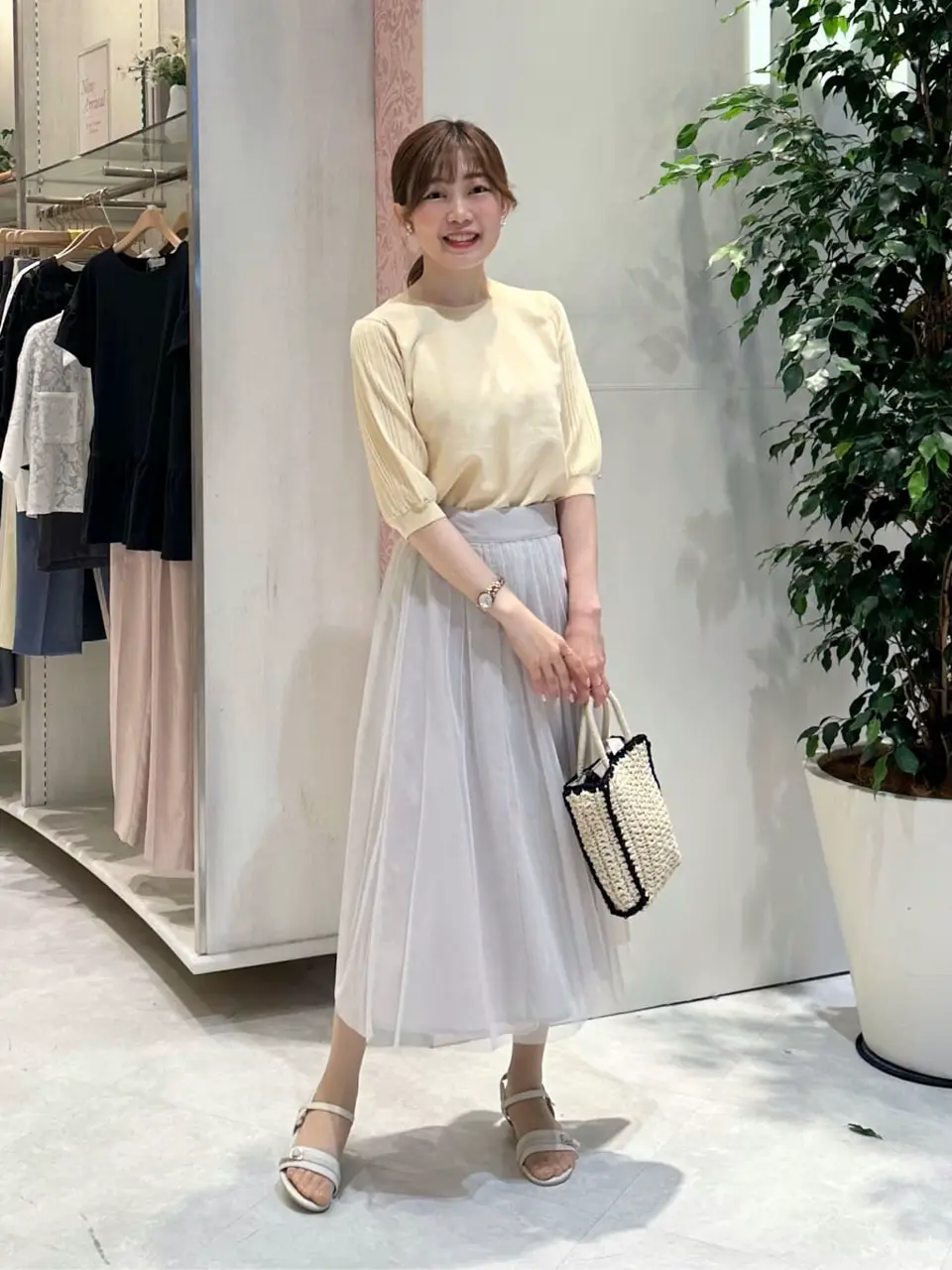 ANY SIS みぃ コーディネート画像