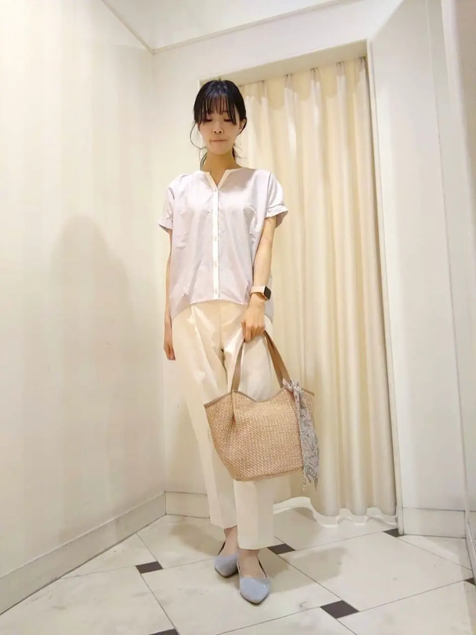 ANY SIS スタッフ コーディネート画像