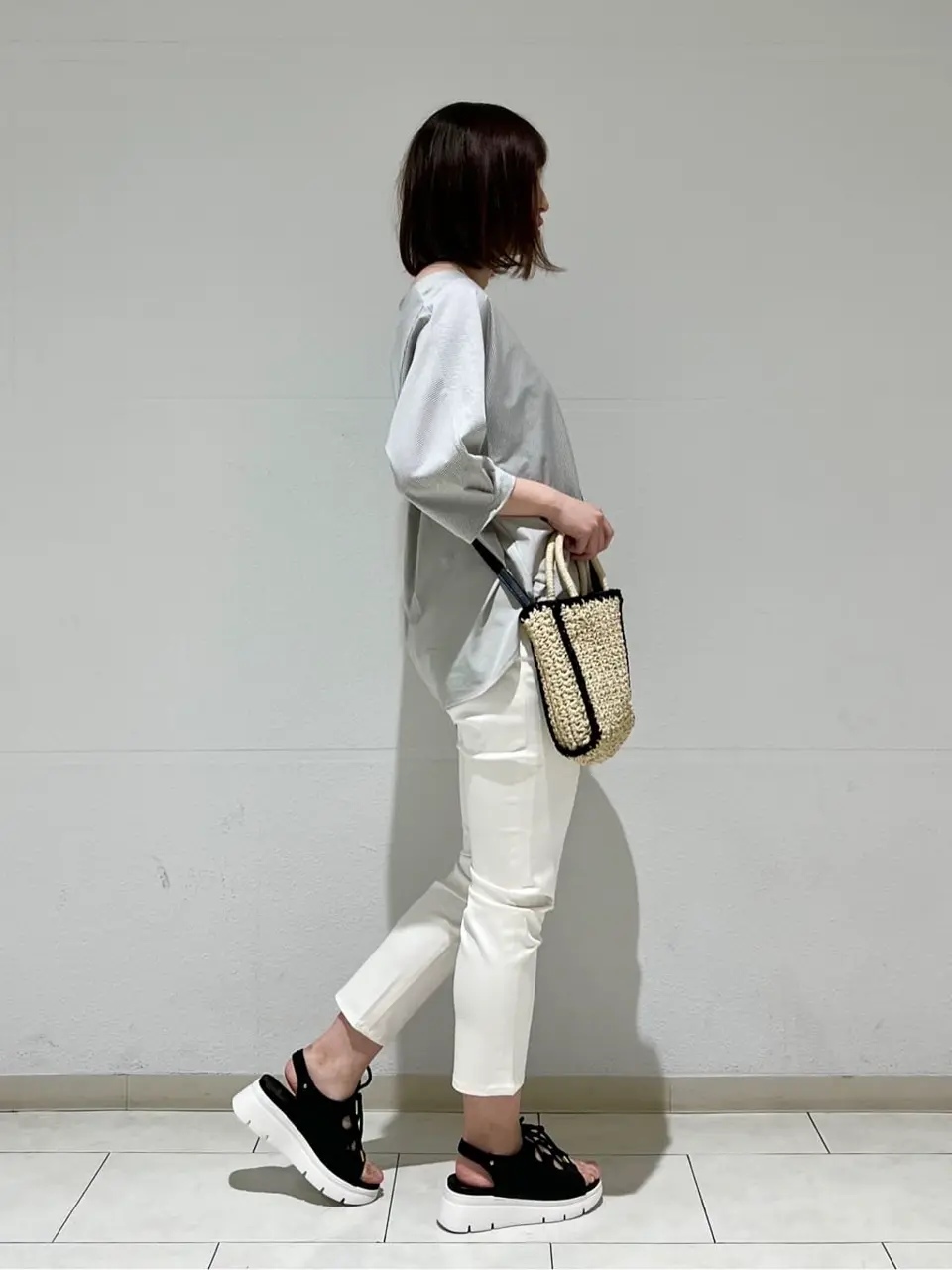 ANY SIS 村上 コーディネート画像