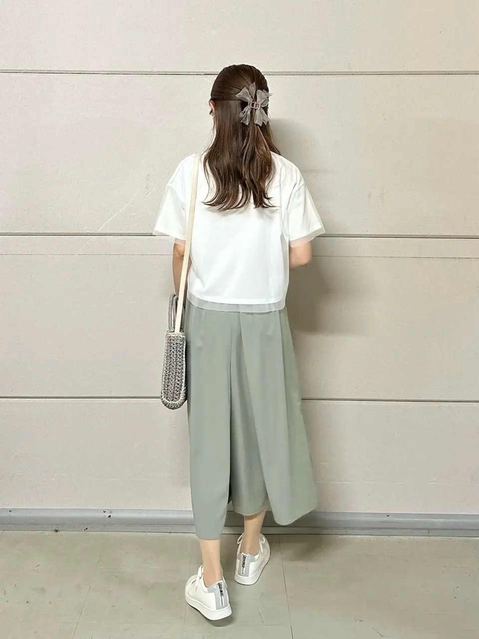 ANY SIS みぃ コーディネート画像