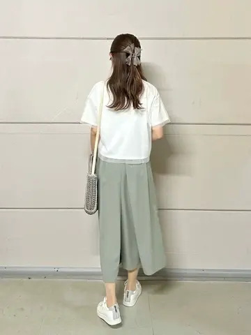 ANY SIS みぃ コーディネート画像