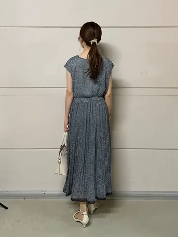 ANY SIS みぃ コーディネート画像