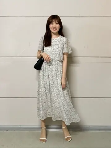 ANY SIS みぃ コーディネート画像