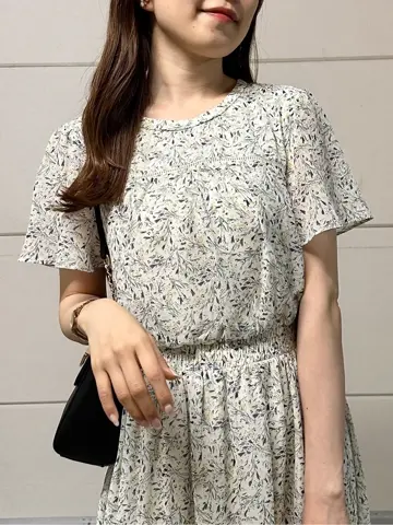 ANY SIS みぃ コーディネート画像