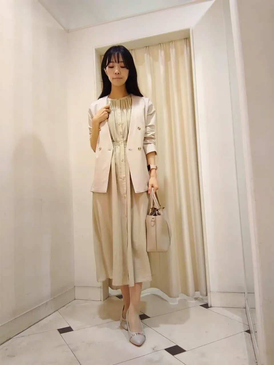 ANY SIS スタッフ コーディネート画像