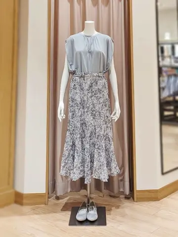 ANY SIS 岩田 コーディネート画像