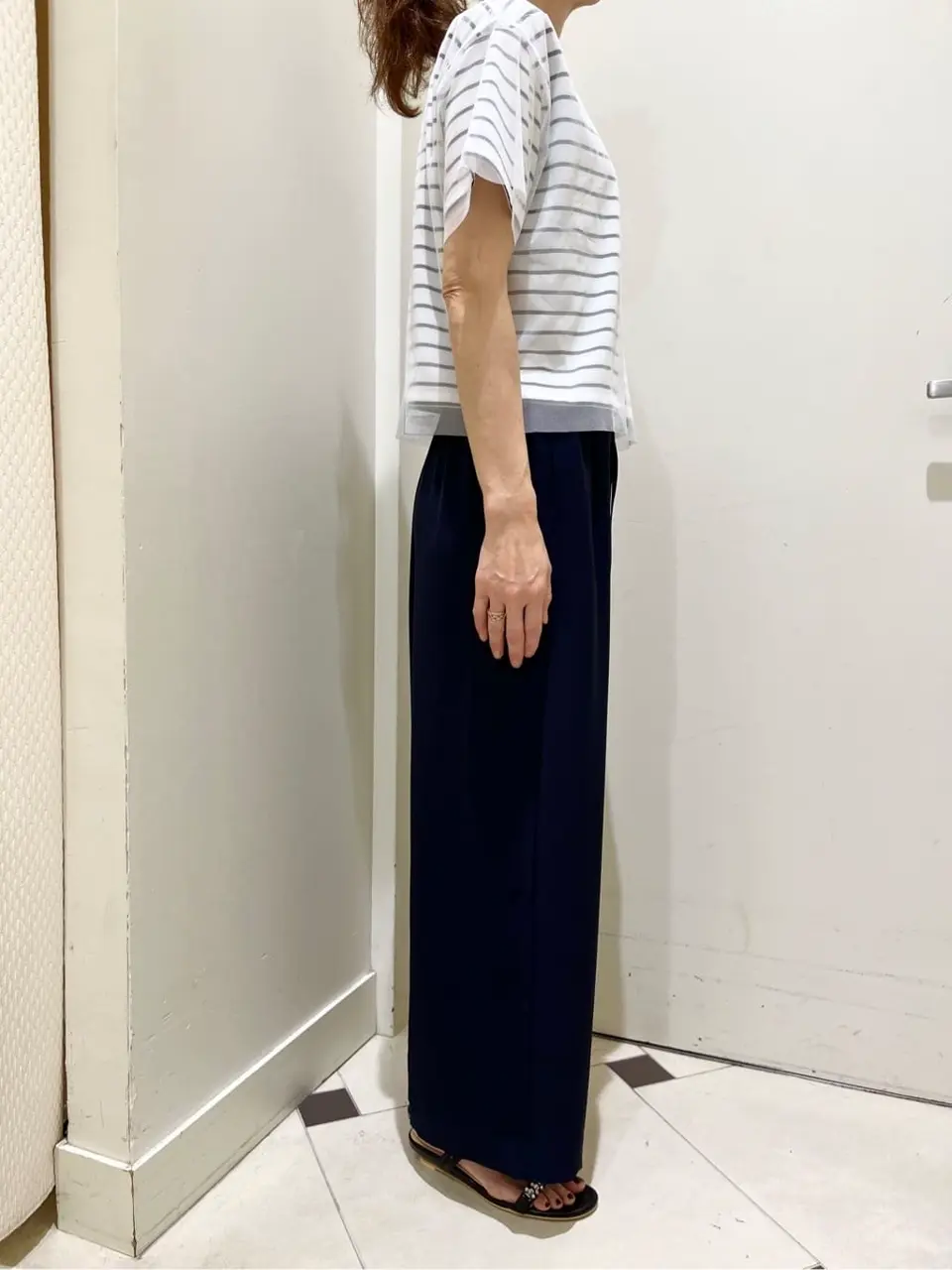 ANY SIS スタッフ コーディネート画像