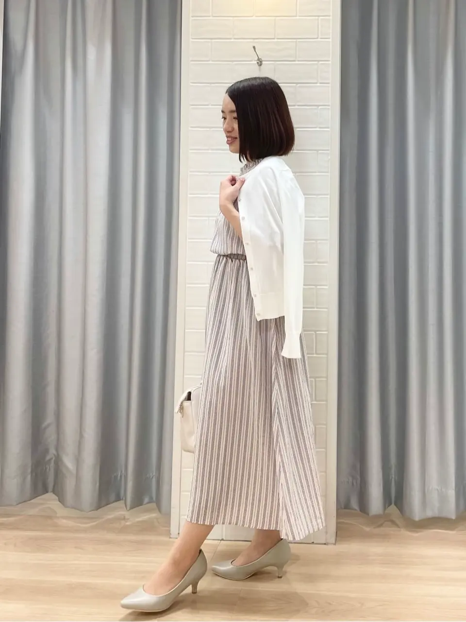 ANY SIS 丸岡 コーディネート画像