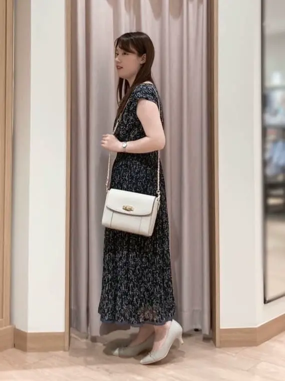 ANY SIS 濱口 コーディネート画像