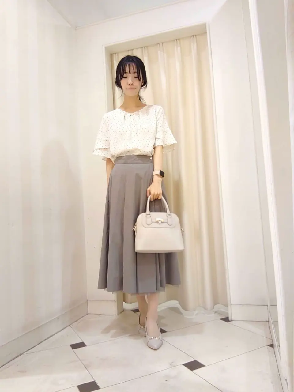 ANY SIS スタッフ コーディネート画像