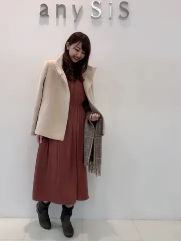 ANY SIS スタッフ コーディネート画像