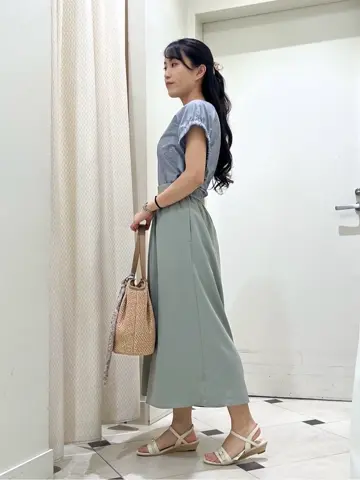 ANY SIS スタッフ コーディネート画像