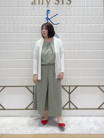 ANY SIS 西田 コーディネート画像