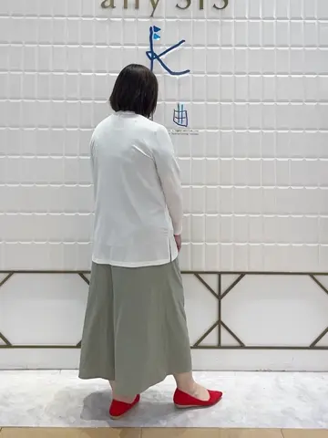 ANY SIS 西田 コーディネート画像
