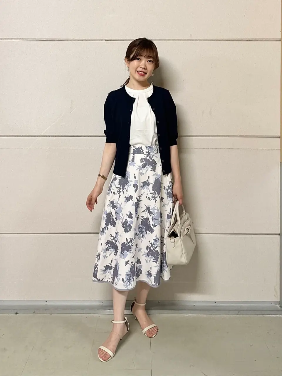 ANY SIS みぃ コーディネート画像