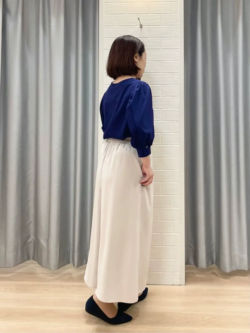 ANY SIS 丸岡 コーディネート画像