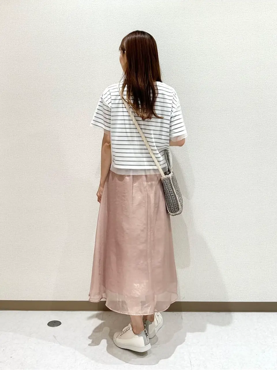 ANY SIS みぃ コーディネート画像