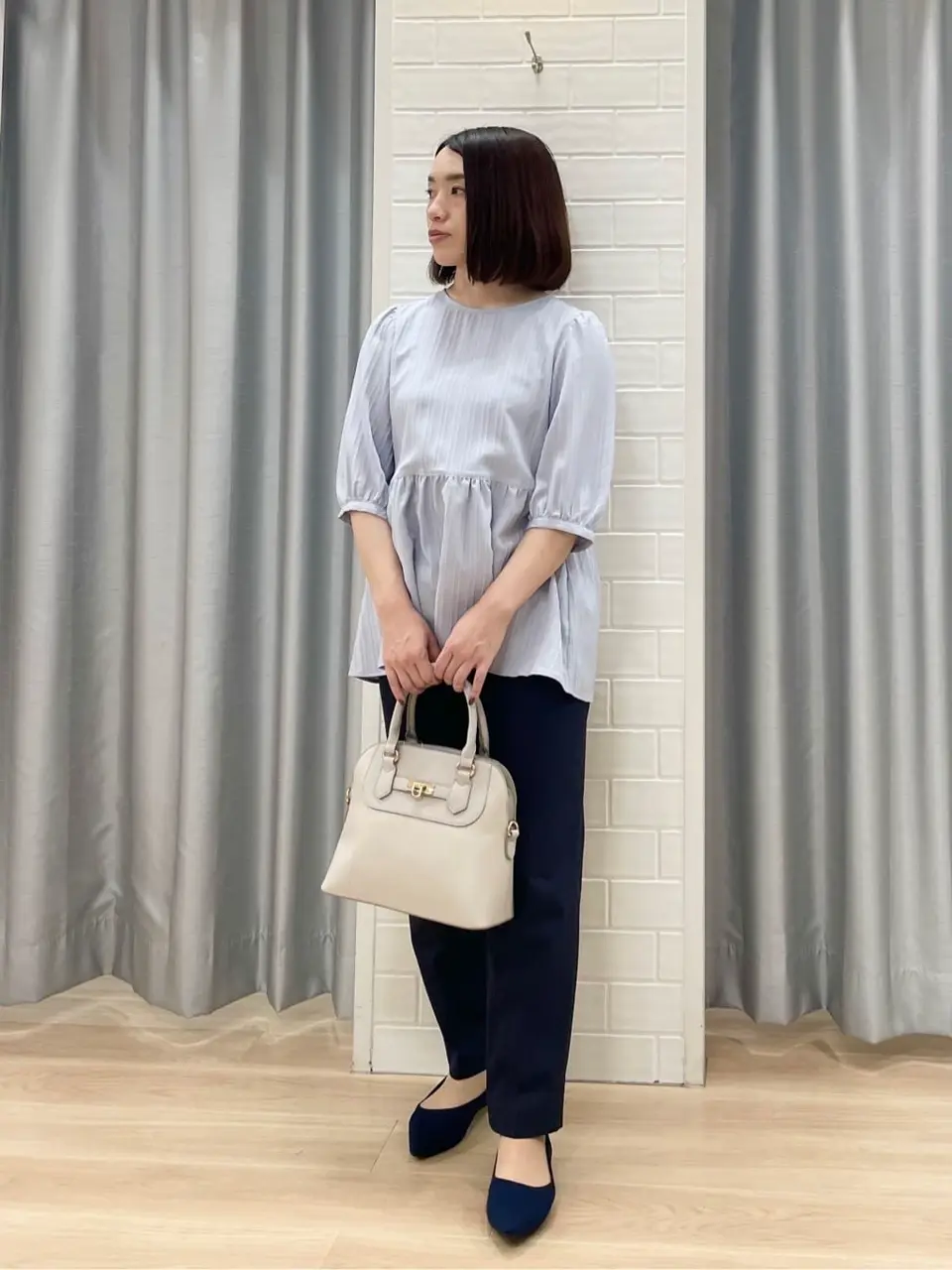 ANY SIS 丸岡 コーディネート画像