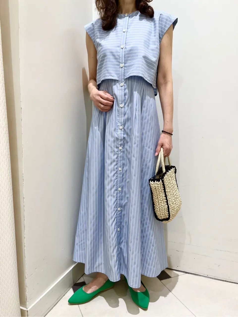 ANY SIS スタッフ コーディネート画像